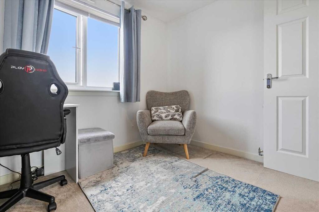 Bedroom Three (2)