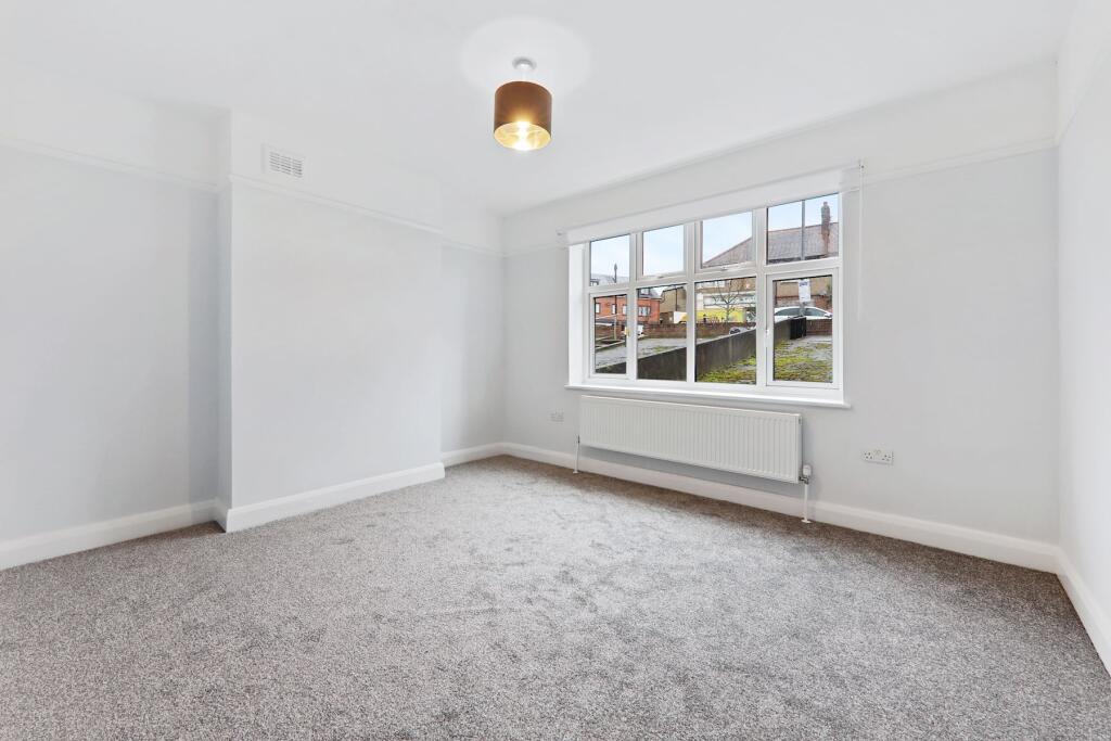 4.BEDROOM 1.JPG