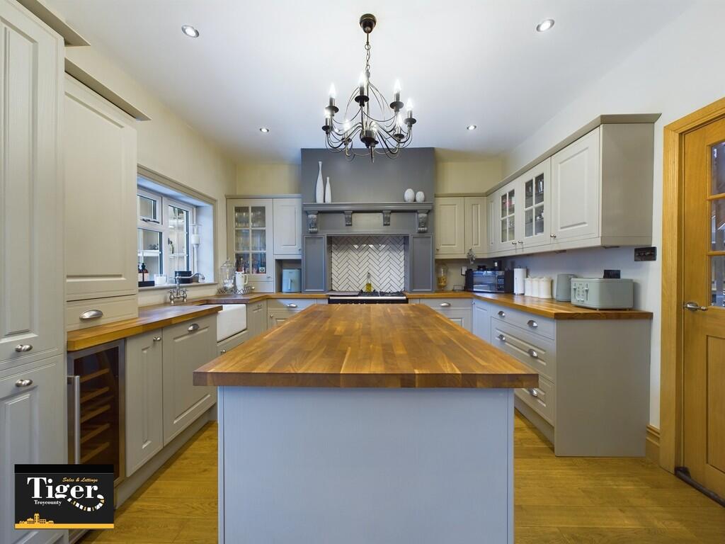 CAM03440G0-PR0065...