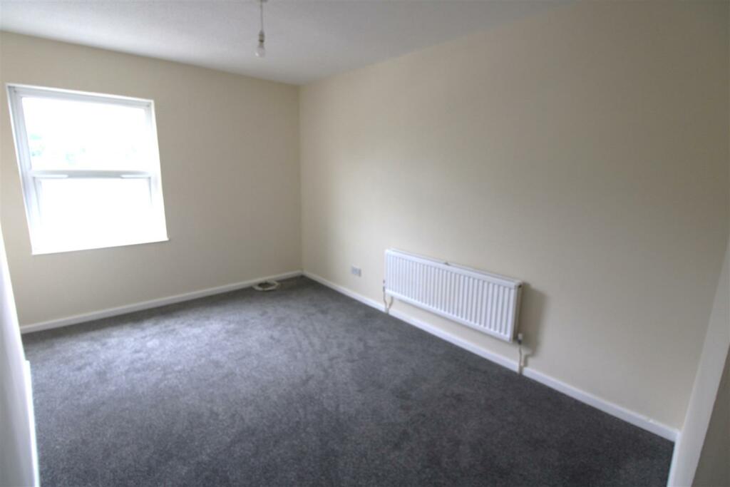 bed1.JPG