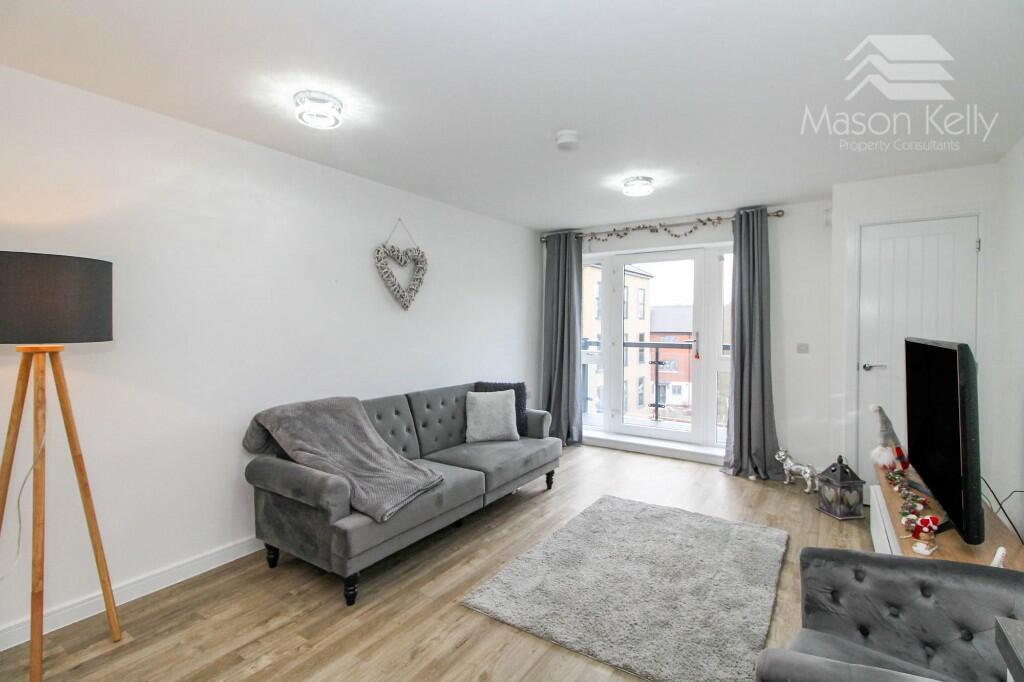 LIVING /DINING AREA