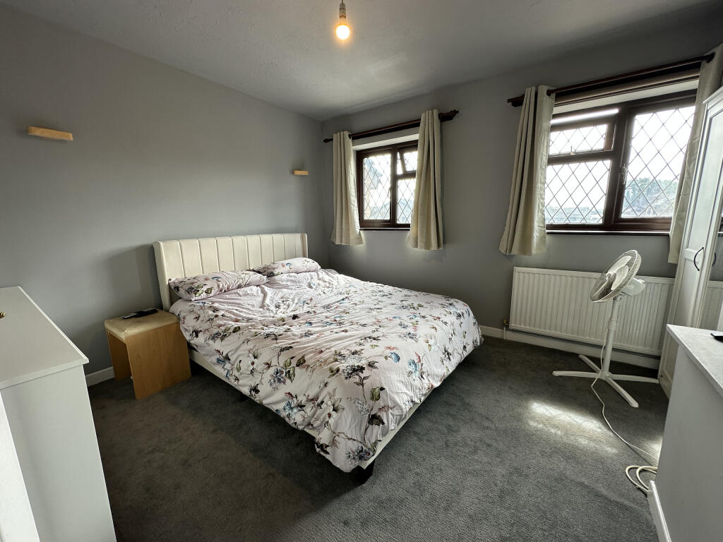 Photo 09-08-2025, 11 12 47