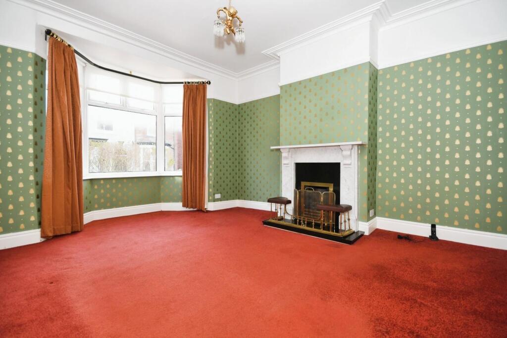 LOUNGE 01.JPG