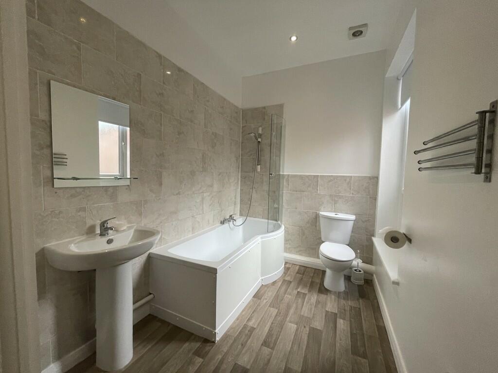 iPhone-2024.12.06...