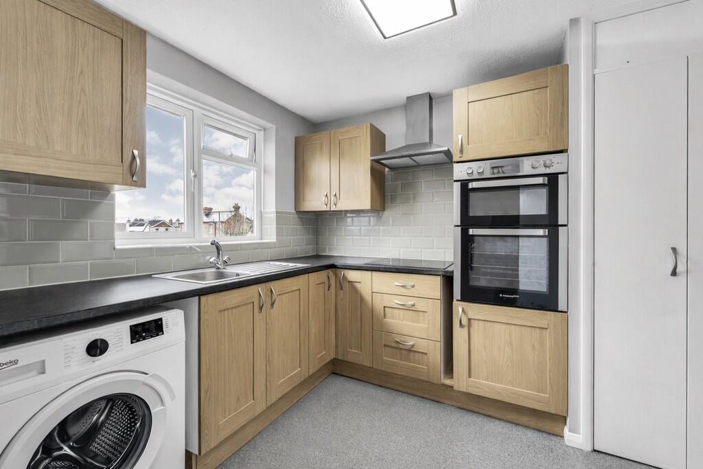 5 Canterbury Kitc...