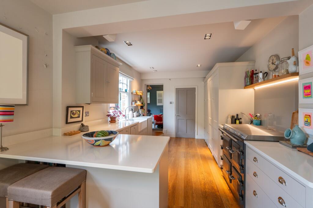 24 Lonsdale Road-04661