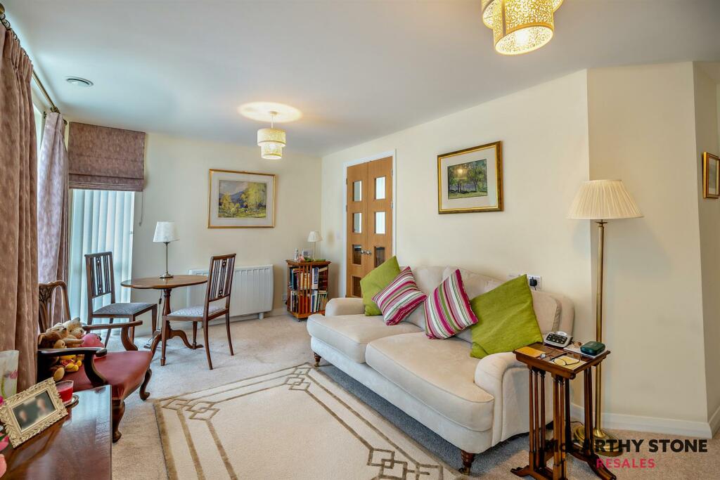 8602193-interior09-800.jpg
