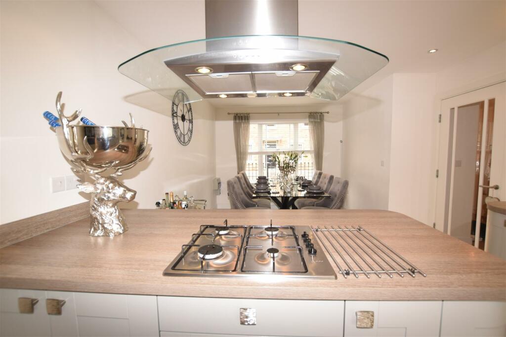KITCHEN AREA PHOTO