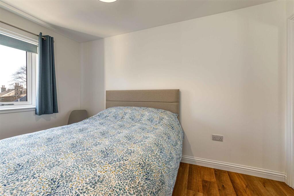 7 West Grove Apartments Melrose Low Res 28.JPG