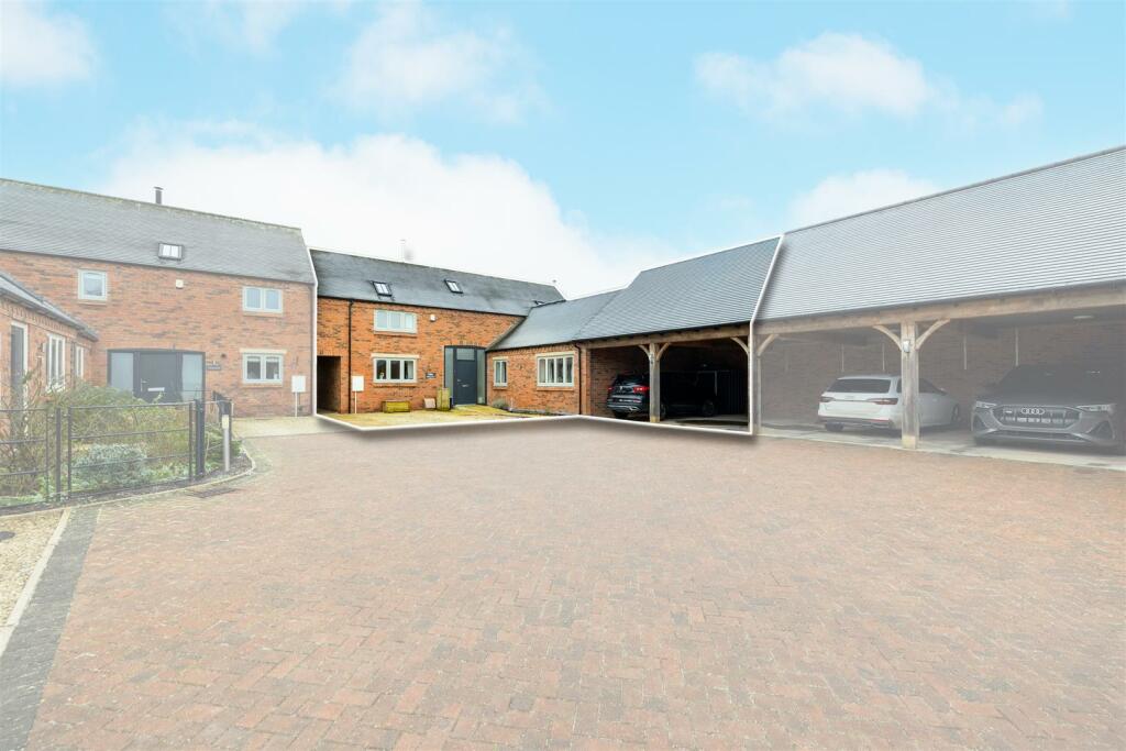 Hall Farm Close, Packington