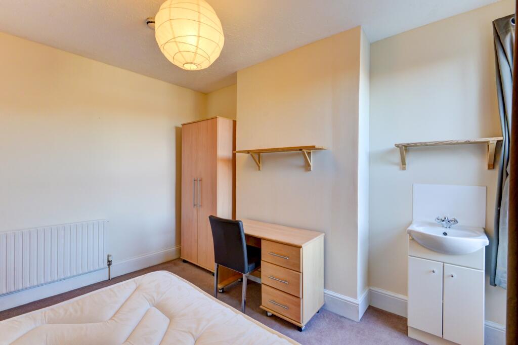 8 Hollingbury Park Avenue Bedroom 3