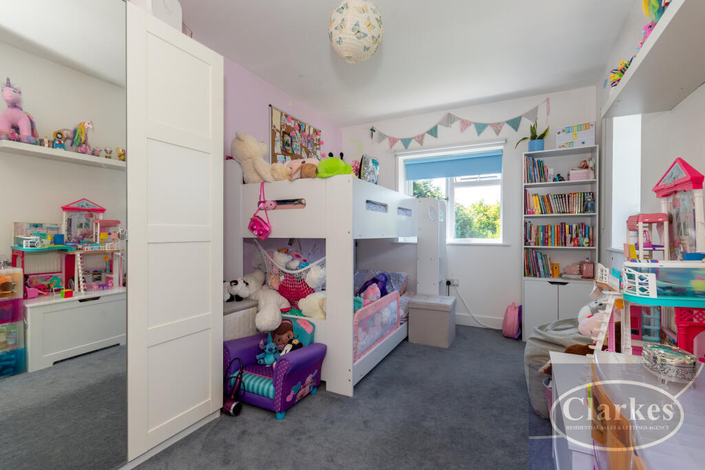 FC_038_49 KING EDWARD AVE_008