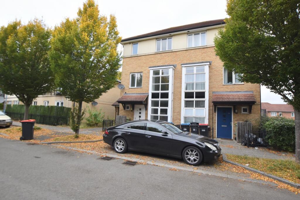 Radstock Crescent, Broughton