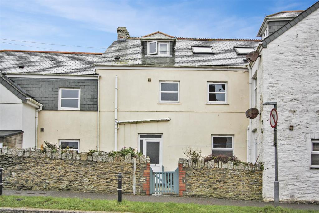 35 St Pirans Road