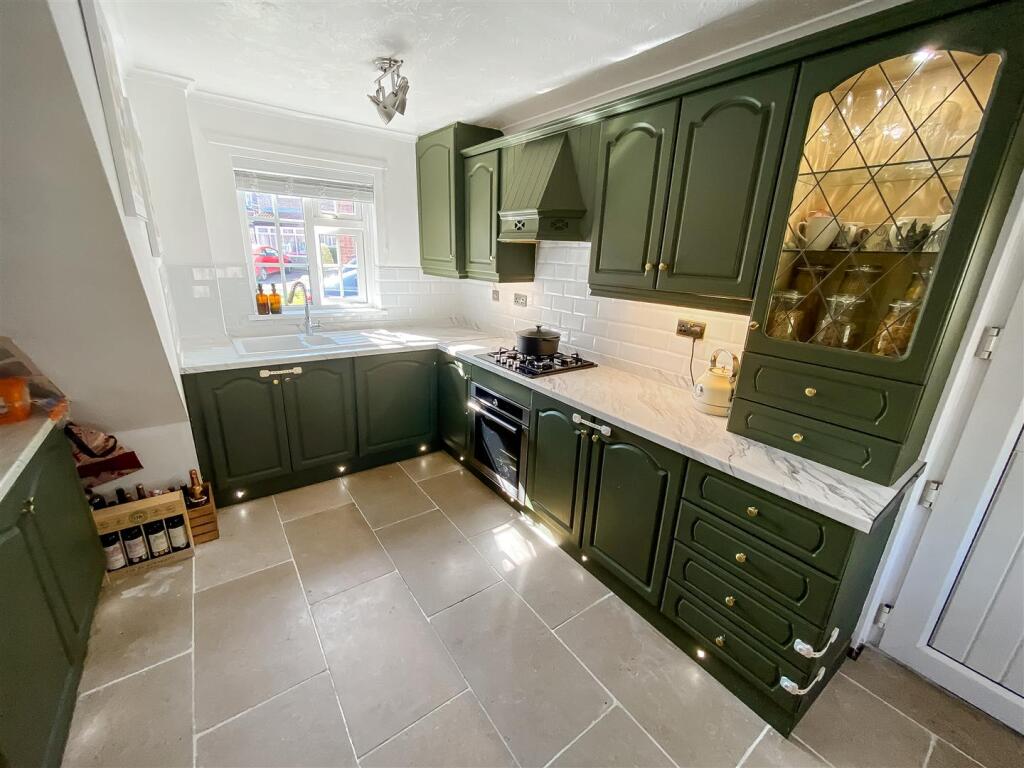 Kitchen.jpg