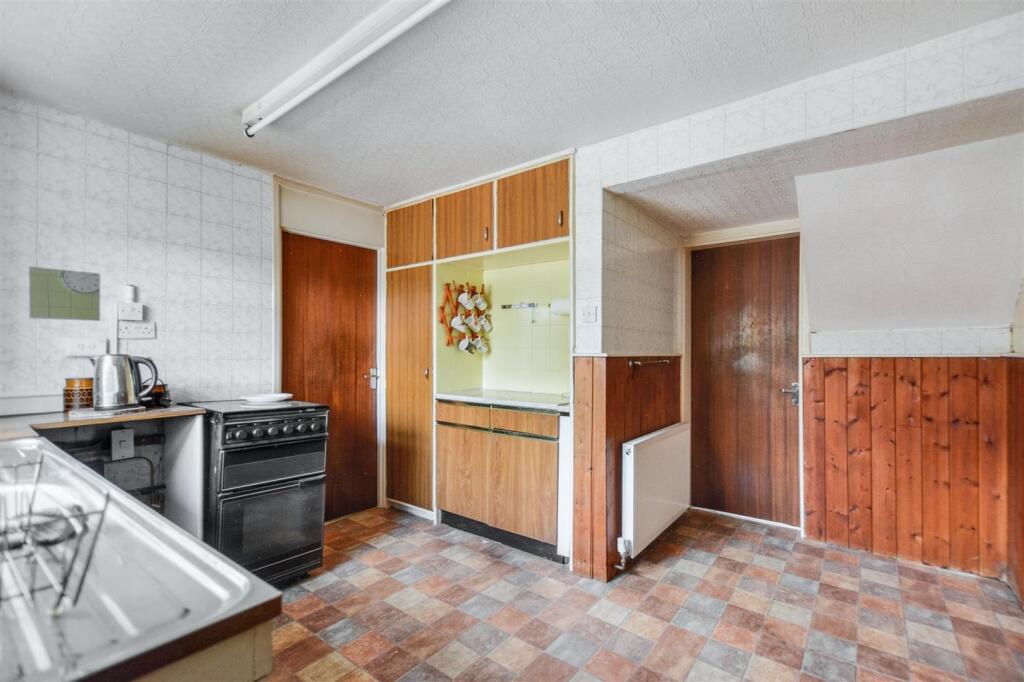 Kitchen_3.jpeg