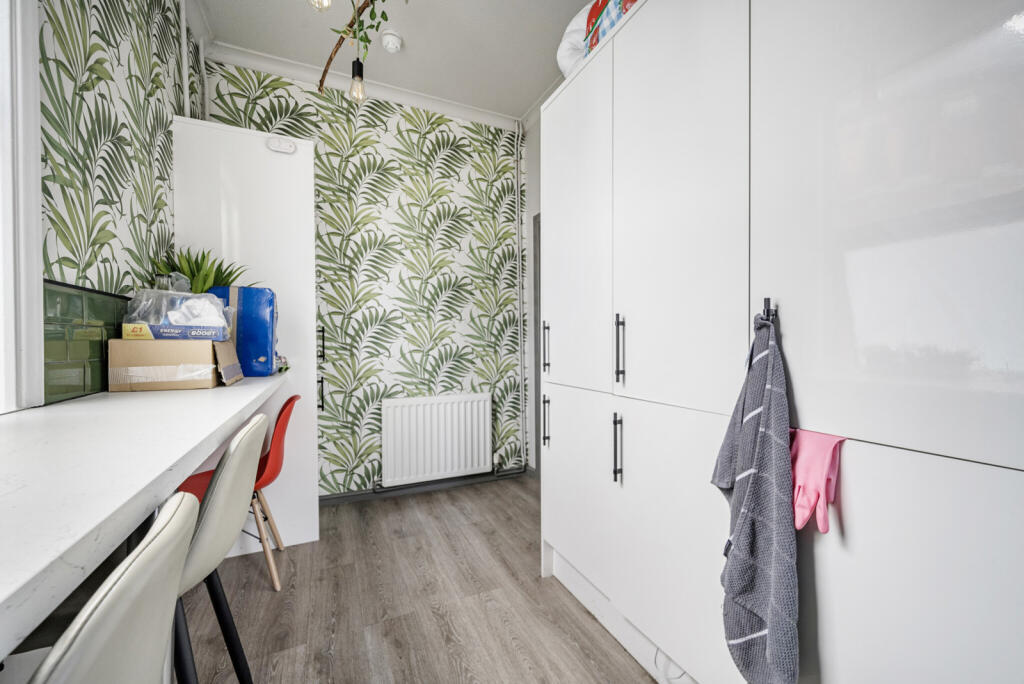 1341973-18-68b1aa...