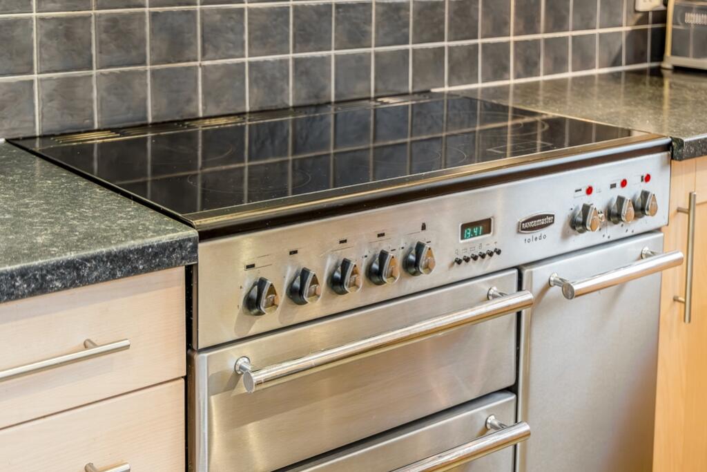 Shangri-La (Old Leake)-19