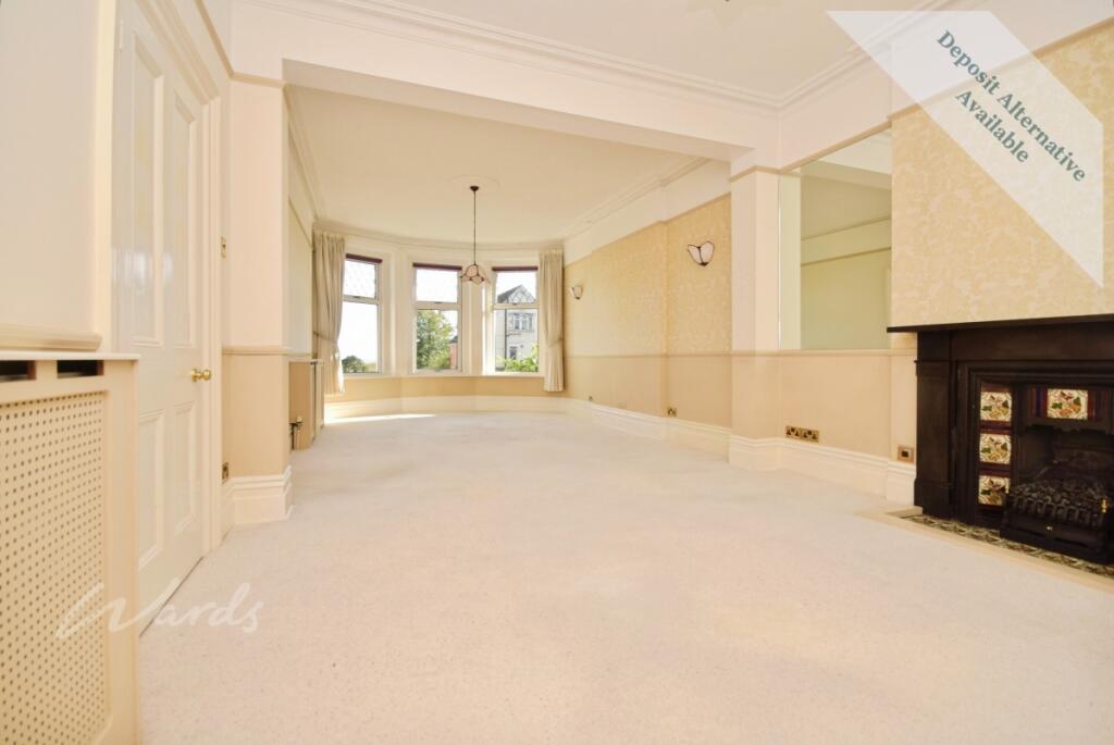 Lounge / Dining Room