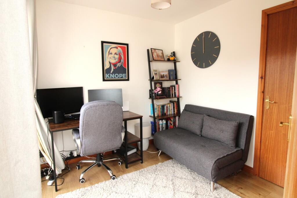 Bedroom 5/study