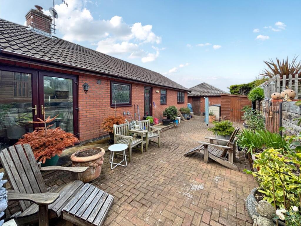 9018118-105191-133945551355464637-3783a02b-e884-77