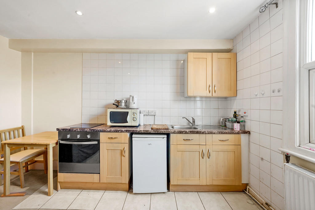 Kitchen 2 
