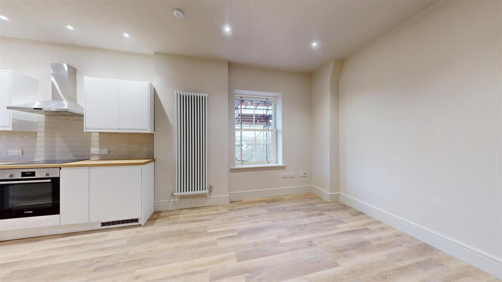 Abbey Foregate 32, Flat 8 Living Area 3.jpg