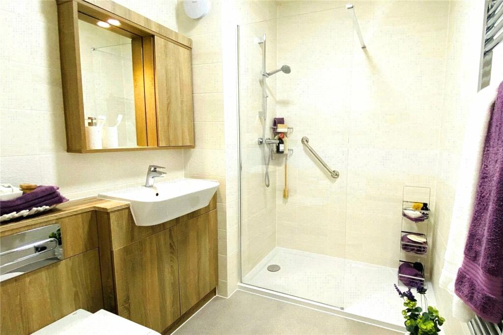 Ensuite