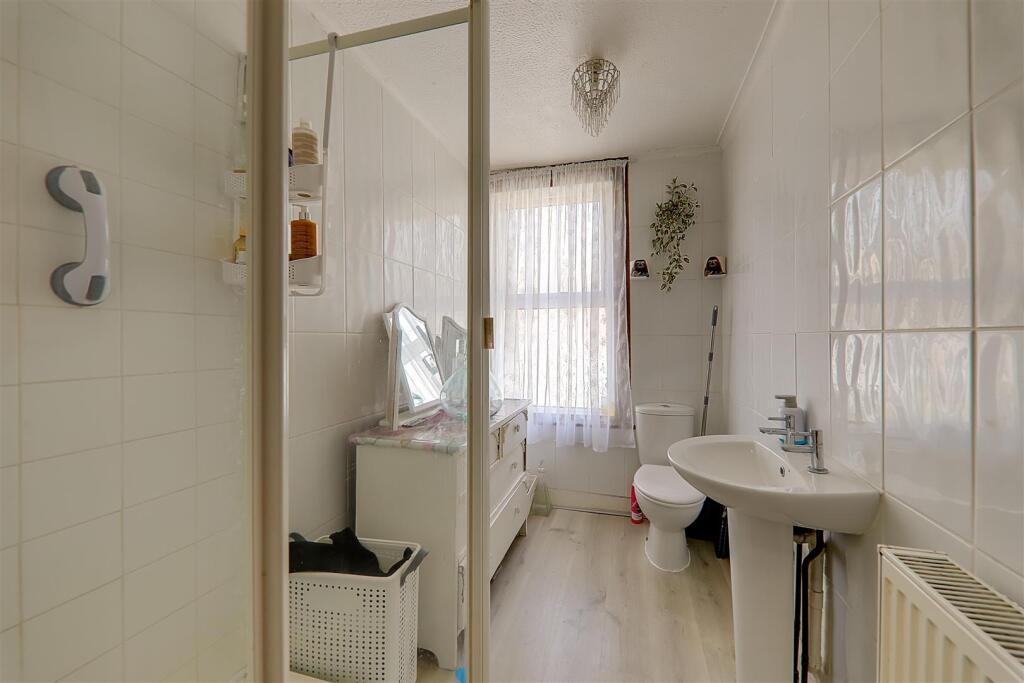 Shower Room/wc