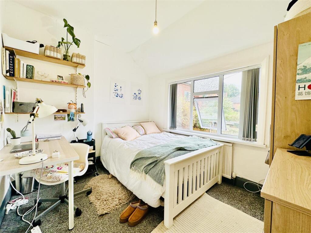 Bedroom 5
