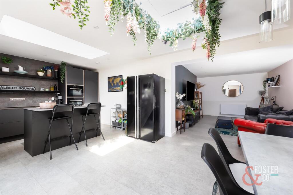 Greenleas, 17-009.jpg