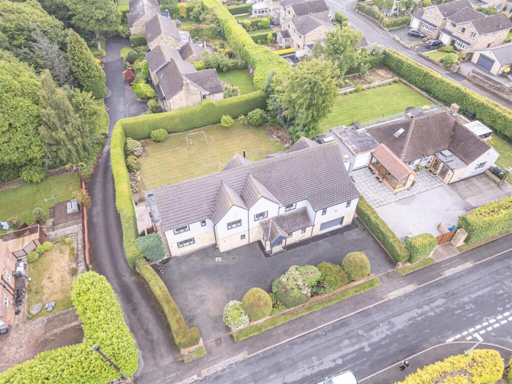 88 - 14 Broomfield Road HD2 2HG.jpg