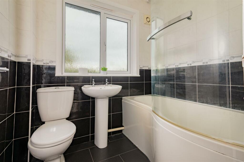 4E Cullen Place Dundee-5.JPG