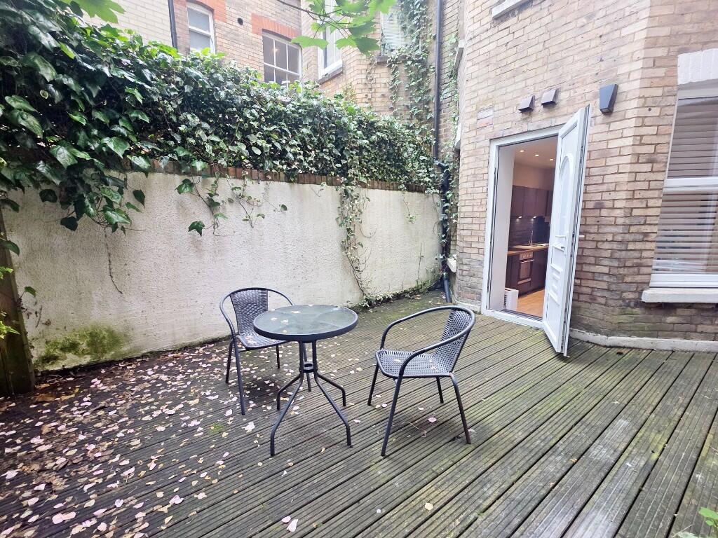 Courtyard Garden