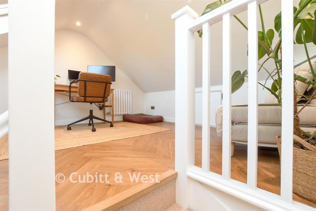 Internal Lifestyle Photograph