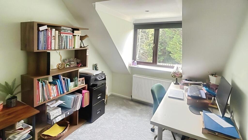 137a792e-Office 20hurley.jpg