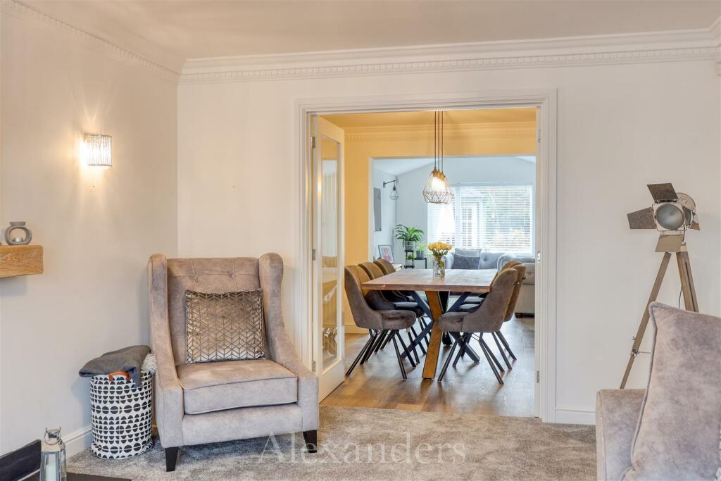 Living Room/ Dining Room
