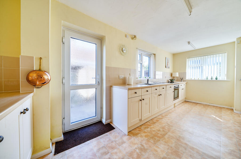 1360764-11-68dcf3...