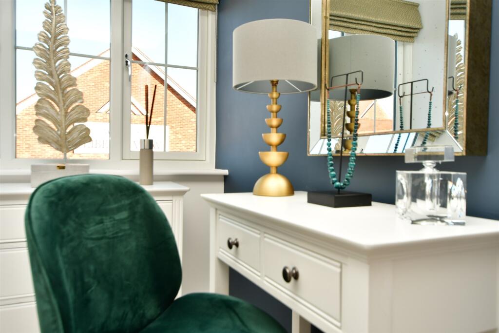 Lifestyle Bedroom 2