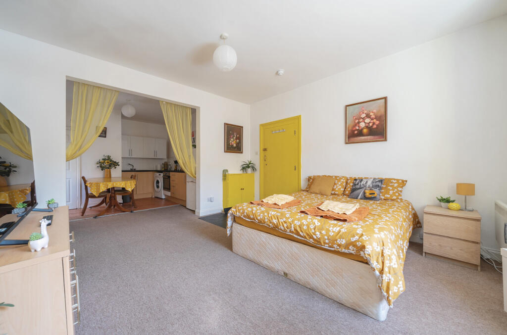 1333179-5-68933f3...