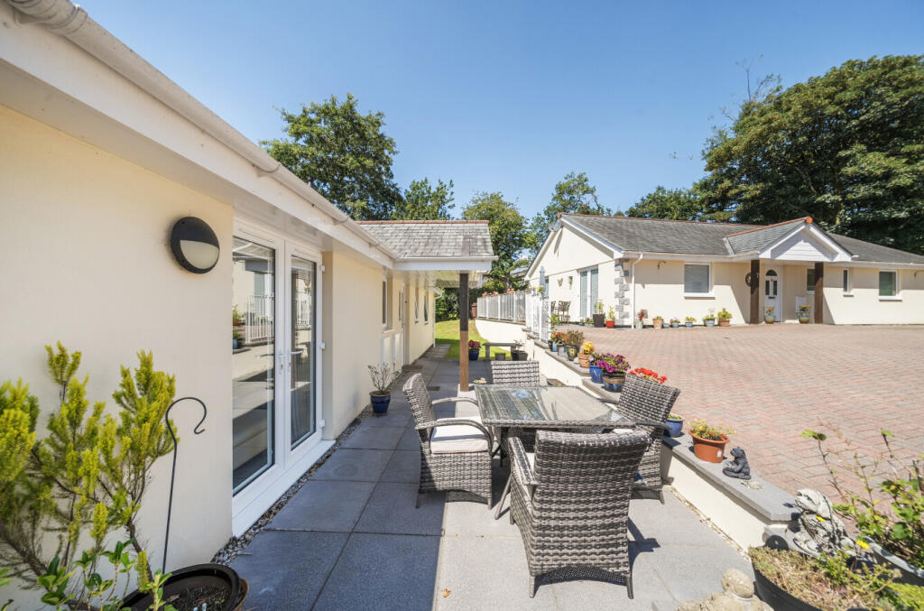 1321687-3-686fa67...