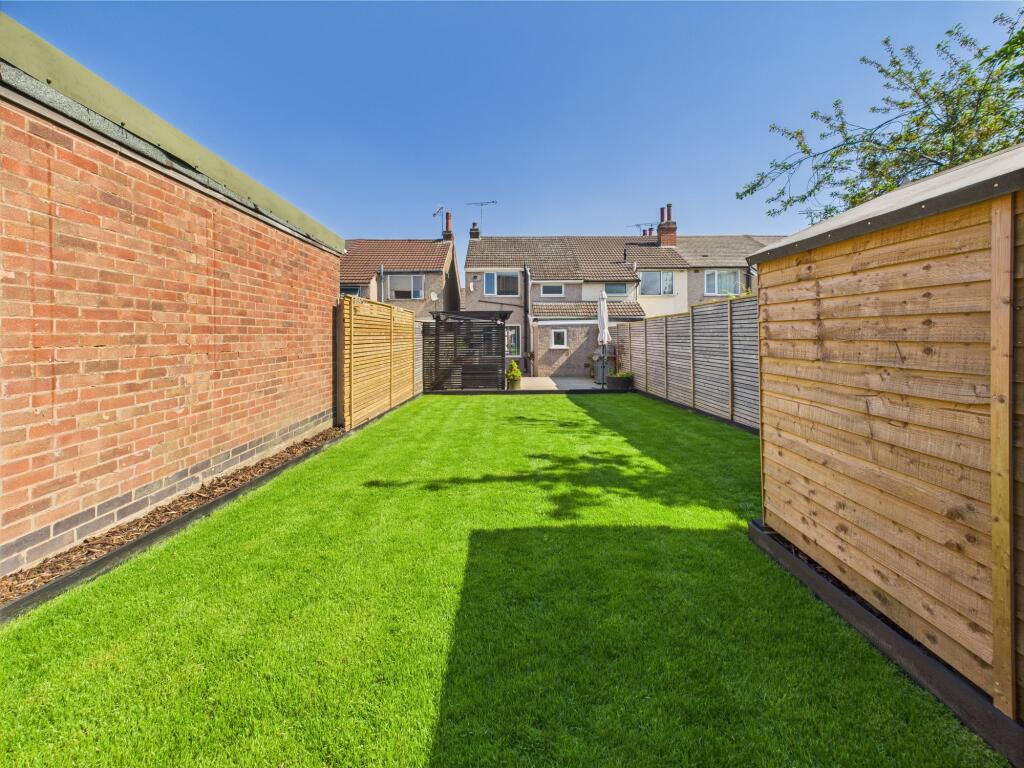 CAM05192G0-PR0070-STILL020