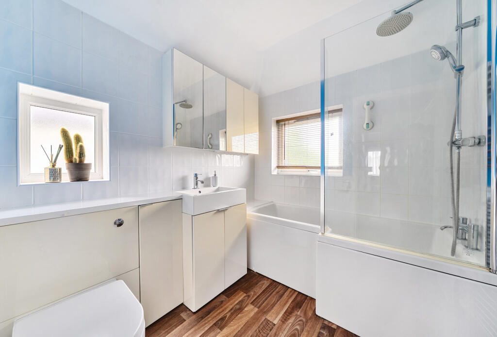 1303852-11-6842b7...