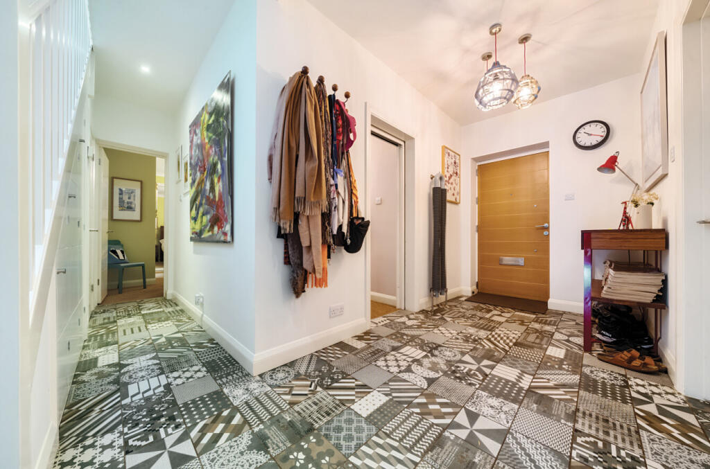 1335265-18-689255...