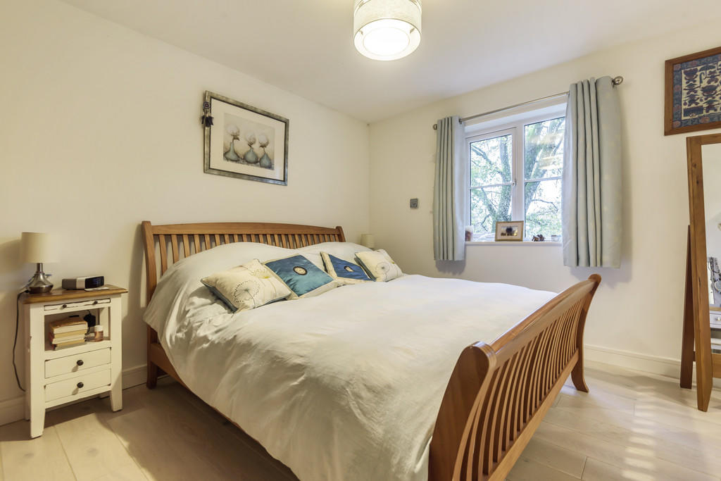 Master Bedroom wi...