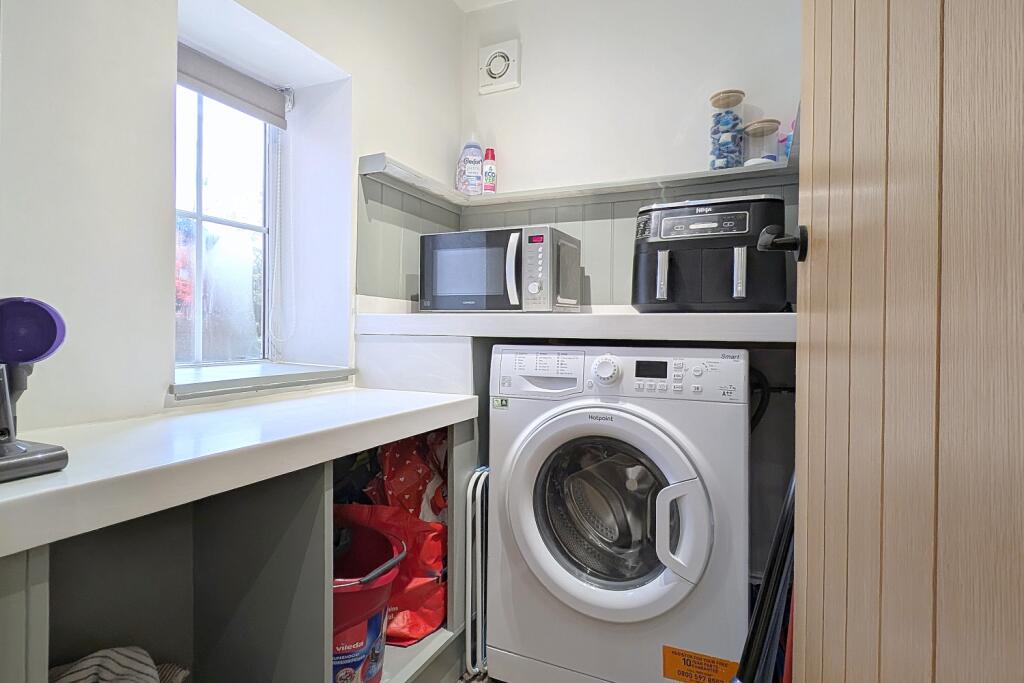 Lower Edge Ewemove 2