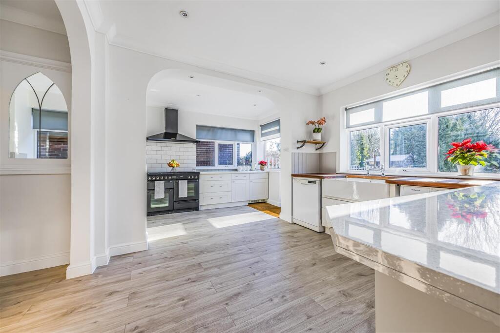 29 New Road, Lovedean-PorticoMarketing-SoldBy-22.J