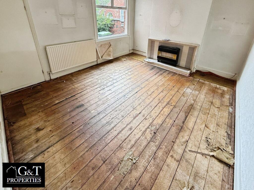 SECOND RECEPTION ROOM 