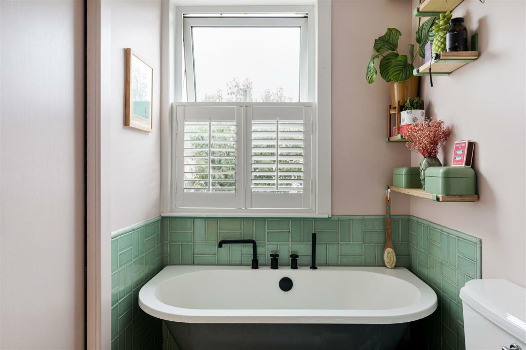 Pasquier Road