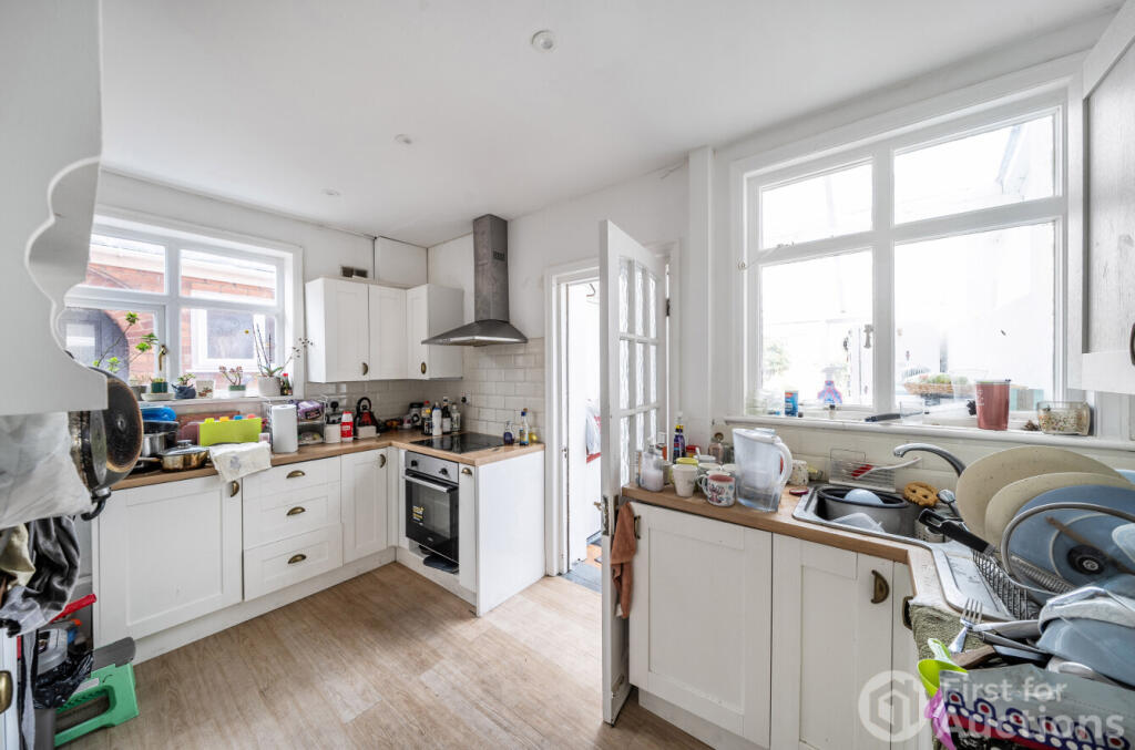 fec6e0e8-3541-4b4...